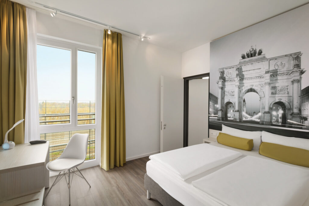 Super 8 by Wyndham Munich City West - Behindertengerechtes Zimmer 